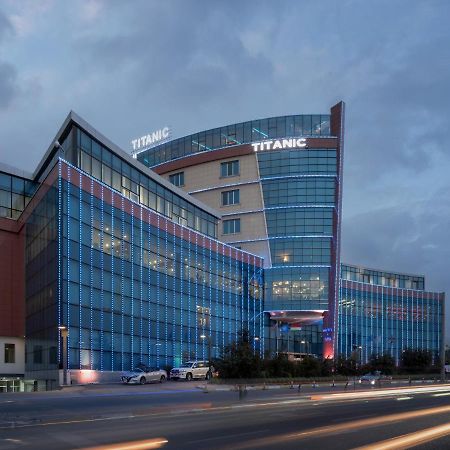 Titanic Hotel & Spa Sulaymaniyah Exterior foto Titanic Business Center