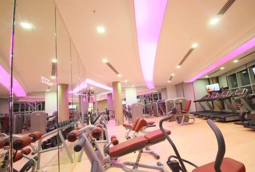 Titanic Hotel & Spa Sulaymaniyah Exterior foto The gym at the hotel