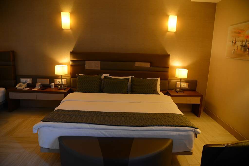 Titanic Hotel & Spa Sulaymaniyah Zimmer foto A room at the Taj Bengal